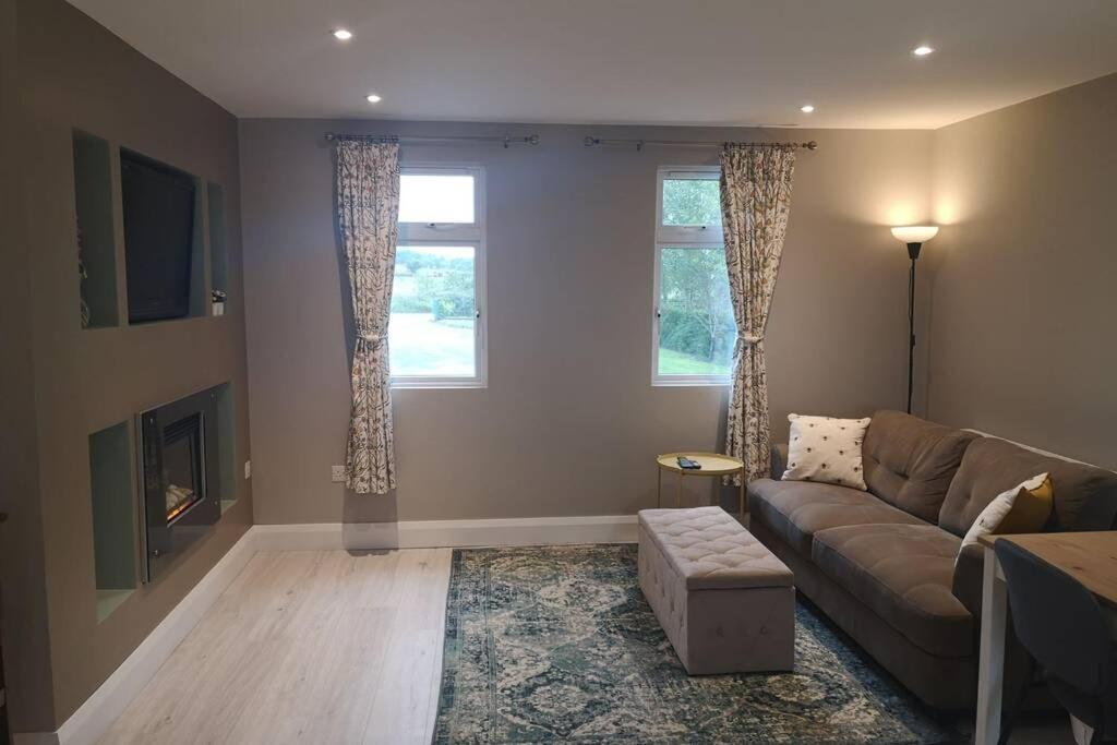 Country Cabin Retreat, Ireland'S Hidden Heartland F35 Yc67 巴利霍尼斯 外观 照片
