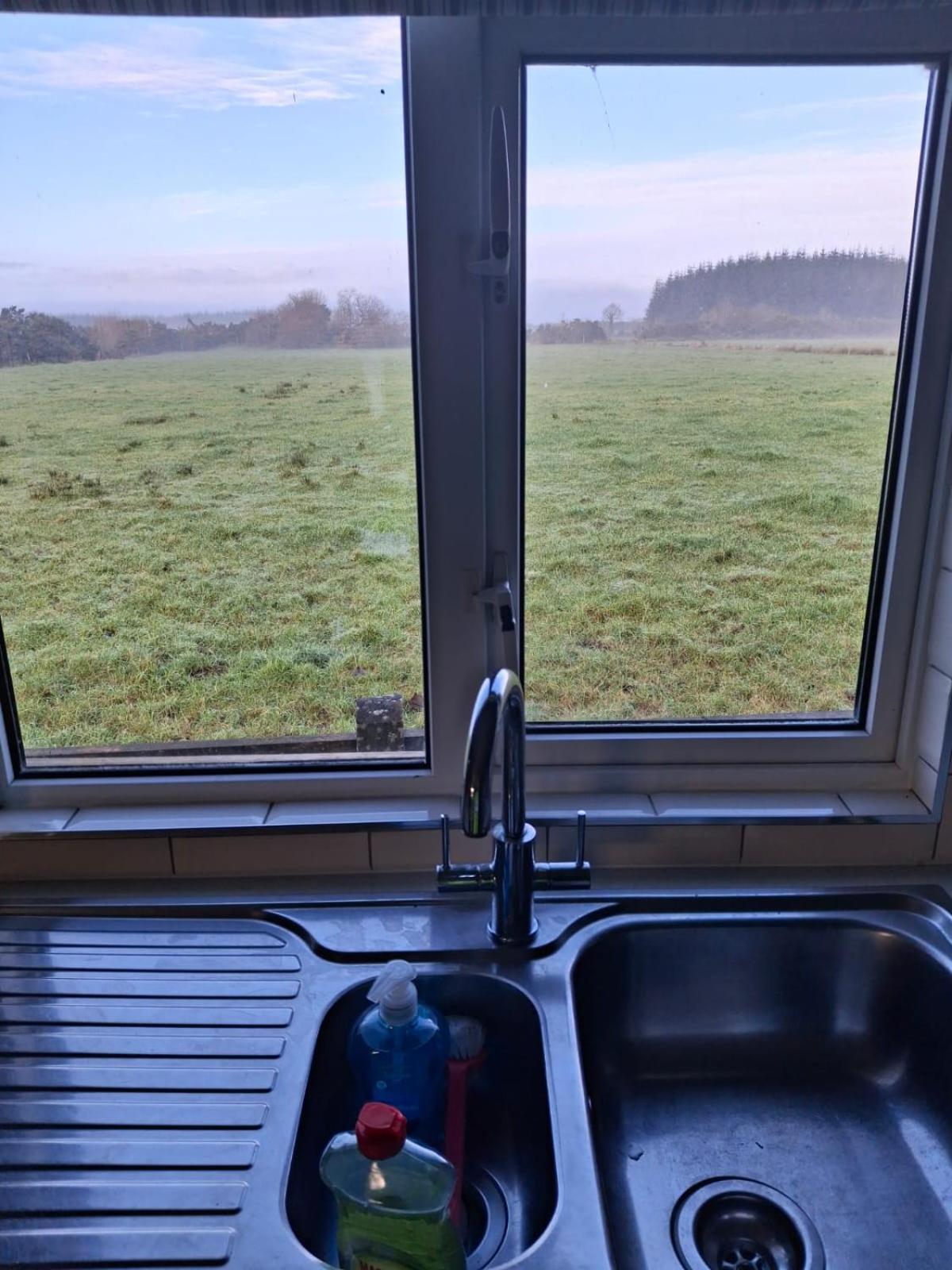 Country Cabin Retreat, Ireland'S Hidden Heartland F35 Yc67 巴利霍尼斯 外观 照片